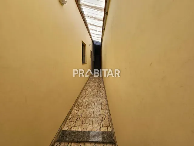 Sobrado 3 quartos e 2 banheiros, à venda, no bairro Parque Santa Teresa em Carapicuíba