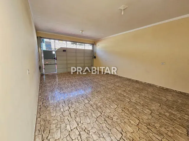 Sobrado 3 quartos e 2 banheiros, à venda, no bairro Parque Santa Teresa em Carapicuíba