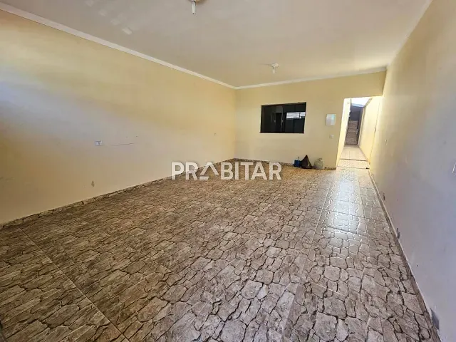 Sobrado 3 quartos e 2 banheiros, à venda, no bairro Parque Santa Teresa em Carapicuíba
