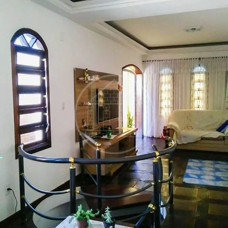 Sobrado, 3 quartos, 220 m² - Foto 1