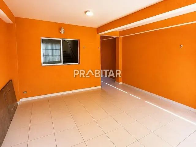 Sobrado 3 quartos e 3 banheiros, à venda, no bairro Parque Santa Teresa em Carapicuíba
