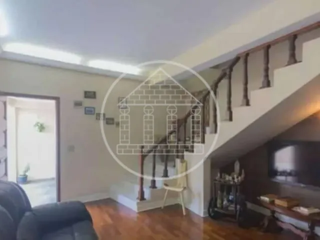 Sobrado com 140m² 3 quartos e 2 banheiros, à venda, no bairro Jardim Umuarama em São Paulo