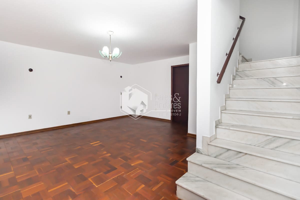 Sobrado, 3 quartos, 201 m² - Foto 2