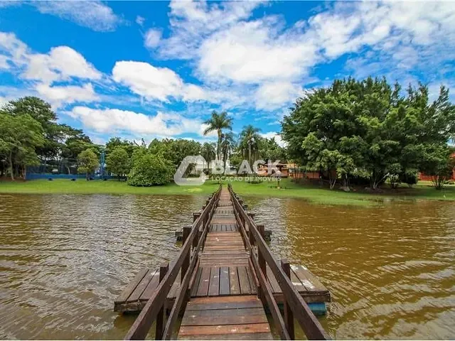 Sobrado com 1438m² 4 quartos e 5 banheiros, para alugar, no bairro Condomínio Vivendas do Lago em Sorocaba