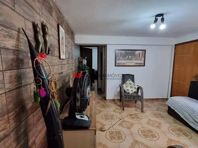 Sobrado com 202m² 6 quartos e 4 banheiros, à venda, no bairro Olímpico em São Caetano do Sul