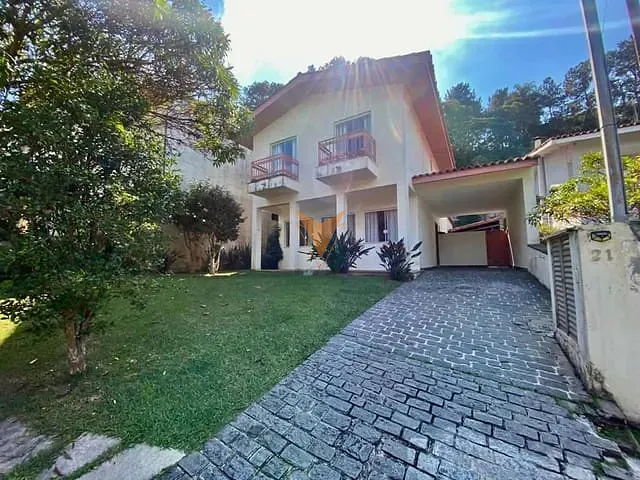 Sobrado com 664m² 4 quartos e 4 banheiros, à venda, no bairro Jardim Bolívia em Jandira