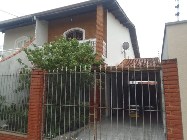 Foto do Sobrado - Sobrado com 4 dormitórios à venda, 130 m² por R$ 650.000,00 - Bosque dos Eucaliptos - São José dos Campos/SP | INDEPENDENCE NEGOCIOS IMOBILIARIOS LTDA