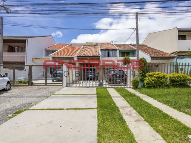 Sobrado 3 quartos e 3 banheiros, à venda, no bairro Boa Vista em Curitiba