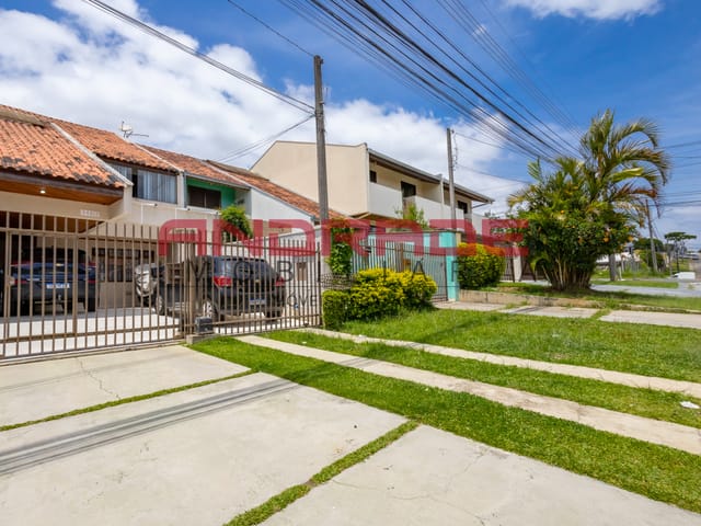 Sobrado 3 quartos e 3 banheiros, à venda, no bairro Boa Vista em Curitiba