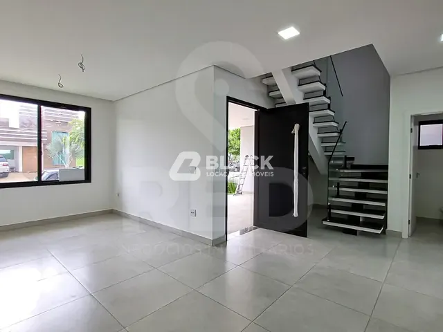 Sobrado com 178m² 3 quartos e 2 banheiros, à venda ou para alugar, no bairro Cajuru do Sul em Sorocaba