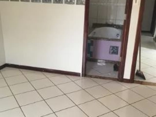 Foto do Sobrado - Sobrado com 6 dormitórios para alugar, 490 m² por R$ 5.018,00/mês - Jardim Satélite - São José dos Campos/SP | INDEPENDENCE NEGOCIOS IMOBILIARIOS LTDA