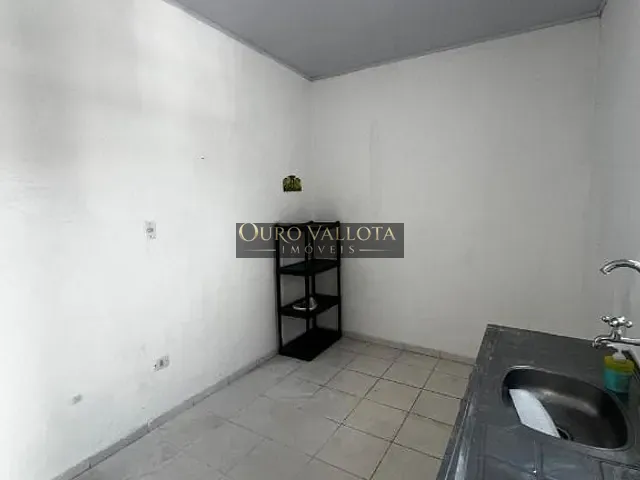Sobrado com 205m² 2 quartos e 1 banheiro, à venda, no bairro Vila Bertioga em São Paulo