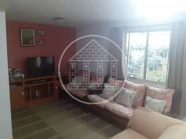 Sobrado com 165m² 4 quartos e 2 banheiros, à venda, no bairro Jardim Guanhembu em São Paulo