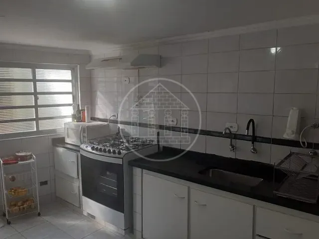 Sobrado com 165m² 4 quartos e 2 banheiros, à venda, no bairro Jardim Guanhembu em São Paulo