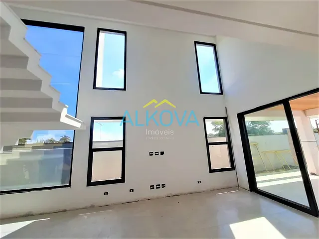 Sobrado com 450m² 5 quartos e 7 banheiros, à venda, no bairro Urbanova em São José dos Campos