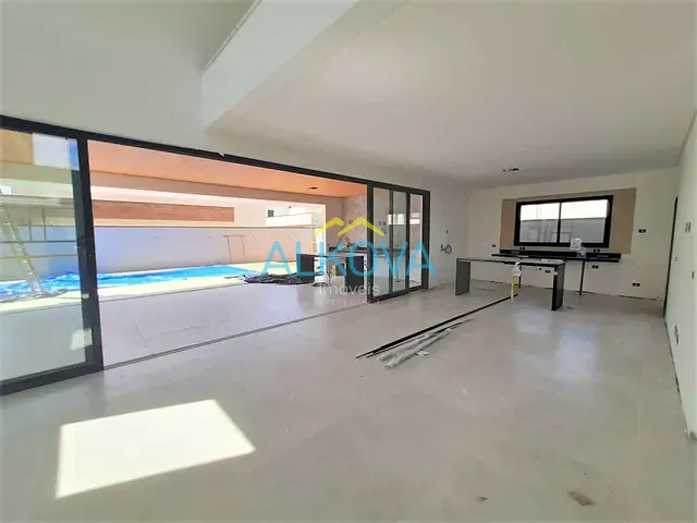 Sobrado com 450m² 5 quartos e 7 banheiros, à venda, no bairro Urbanova em São José dos Campos