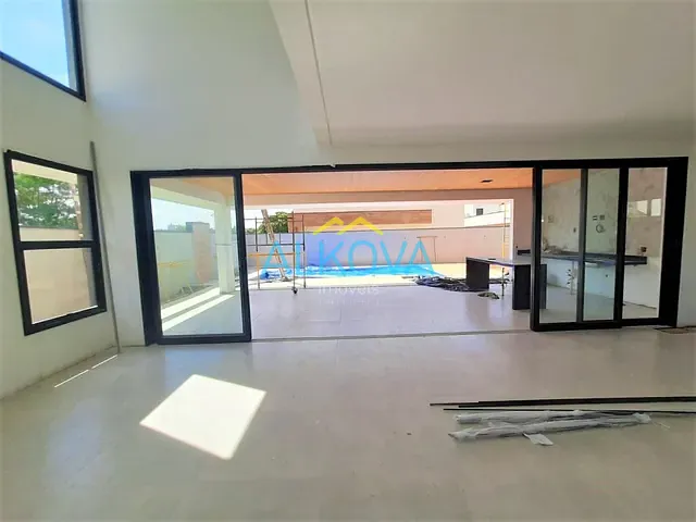 Sobrado com 450m² 5 quartos e 7 banheiros, à venda, no bairro Urbanova em São José dos Campos