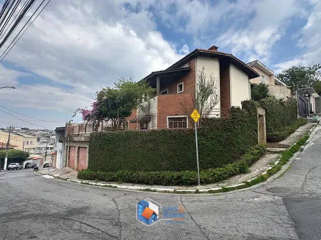 Sobrado com 390m² 3 quartos e 3 banheiros, à venda, no bairro Jardim Peri em São Paulo