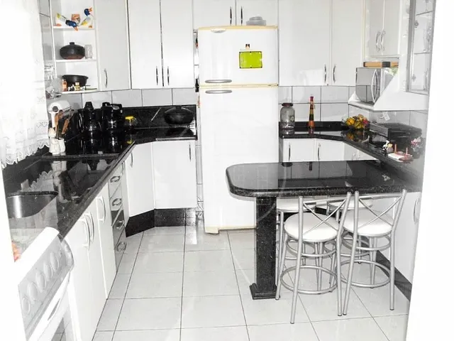 Sobrado com 220m² 3 quartos e 4 banheiros, à venda, no bairro Parque Munhoz em São Paulo