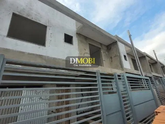Sobrado com 120m² 3 quartos e 2 banheiros, à venda, no bairro Morada do Vale III em Gravataí
