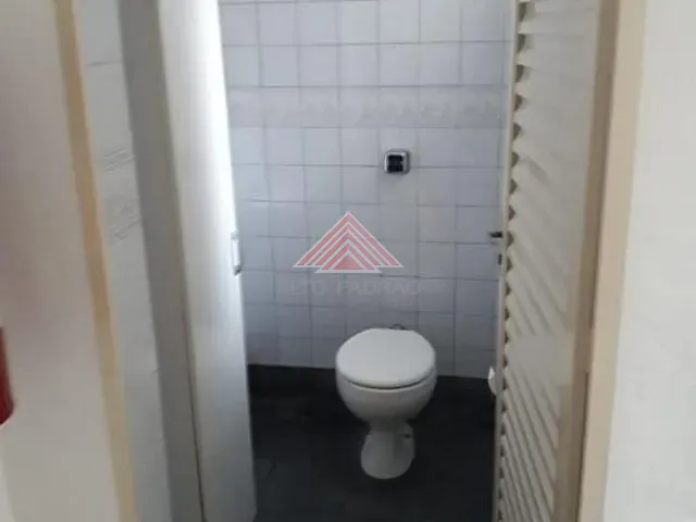 Sobrado com 315m² 3 quartos e 2 banheiros, à venda, no bairro Jardim Itapark Velho em Mauá