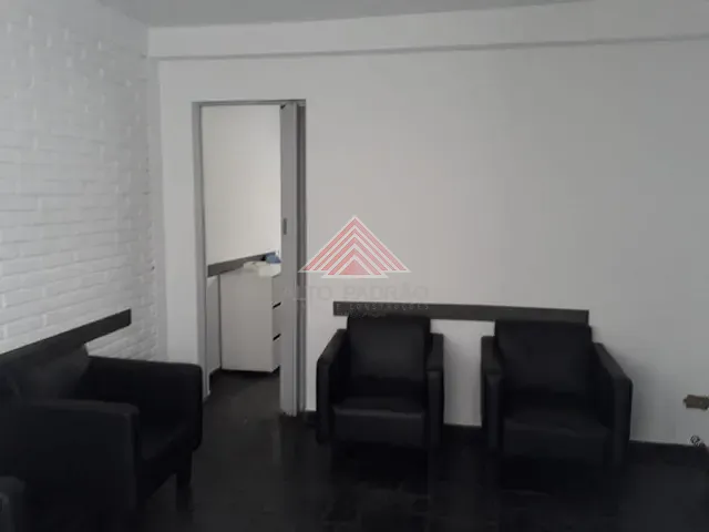 Sobrado com 315m² 3 quartos e 2 banheiros, à venda, no bairro Jardim Itapark Velho em Mauá