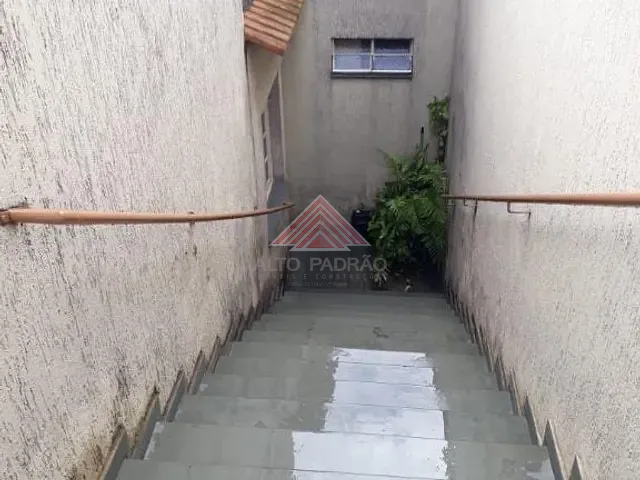 Sobrado com 315m² 3 quartos e 2 banheiros, à venda, no bairro Jardim Itapark Velho em Mauá