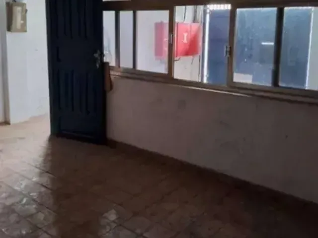 Sobrado com 320m² 2 quartos e 2 banheiros, à venda, no bairro Vila Firmiano Pinto em São Paulo