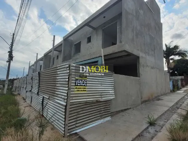 Sobrado com 120m² 3 quartos e 2 banheiros, à venda, no bairro Morada do Vale III em Gravataí