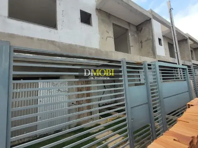 Sobrado com 120m² 3 quartos e 2 banheiros, à venda, no bairro Morada do Vale III em Gravataí