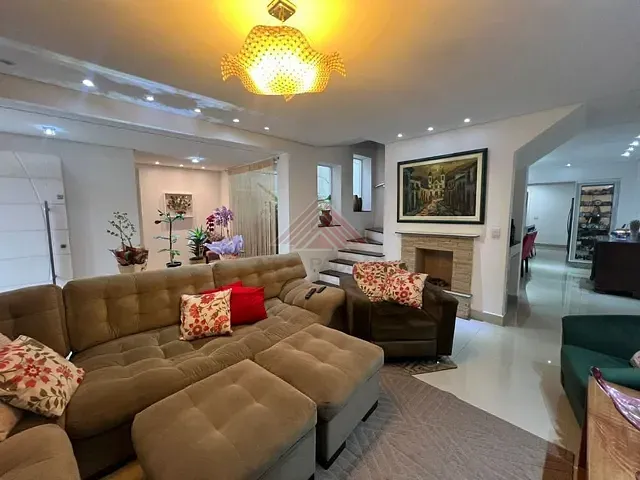 Sobrado com 167m² 4 quartos e 5 banheiros, à venda, no bairro Jardim em Santo André