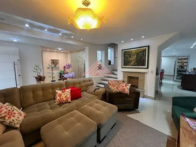 Sobrado com 167m² 4 quartos e 5 banheiros, à venda, no bairro Jardim em Santo André