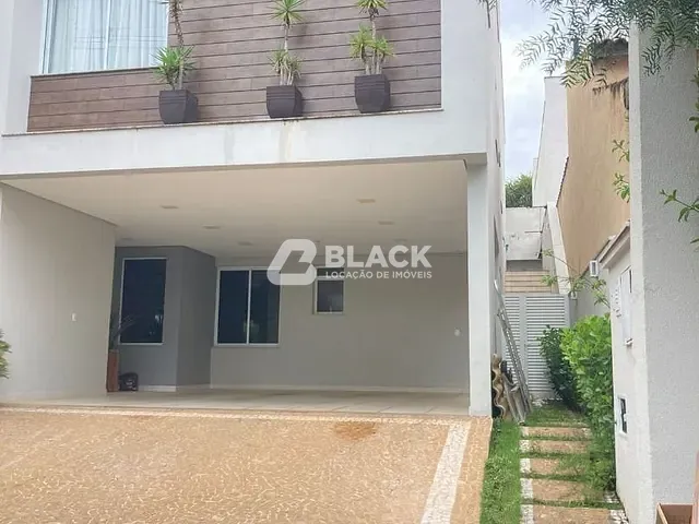 Sobrado com 250m² 3 quartos e 5 banheiros, à venda ou para alugar, no bairro Bairro Itapeva em Votorantim