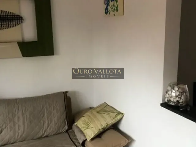 Sobrado com 55m² 2 quartos e 1 banheiro, à venda, no bairro Vila Guilhermina em Praia Grande