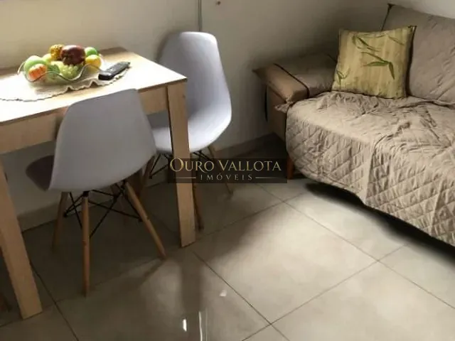 Sobrado com 55m² 2 quartos e 1 banheiro, à venda, no bairro Vila Guilhermina em Praia Grande