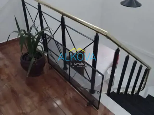 Sobrado com 150m² 4 quartos e 3 banheiros, à venda, no bairro Conjunto Residencial Dom Pedro I em São José dos Campos