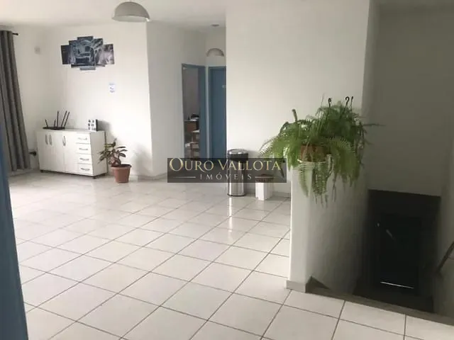 Sobrado com 900m², para alugar, no bairro Vila Prudente (Zona Leste) em São Paulo