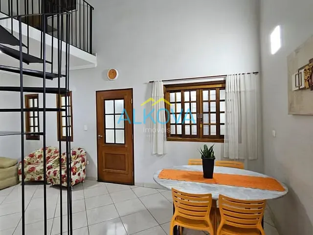 Sobrado com 125m² 3 quartos e 2 banheiros, à venda, no bairro Altos da Vila Paiva em São José dos Campos