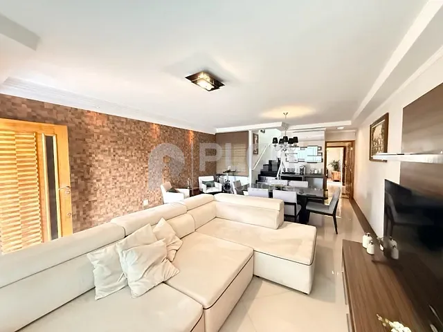 Sobrado com 143m² 3 quartos e 5 banheiros, à venda, no bairro Vila Isolina Mazzei em São Paulo