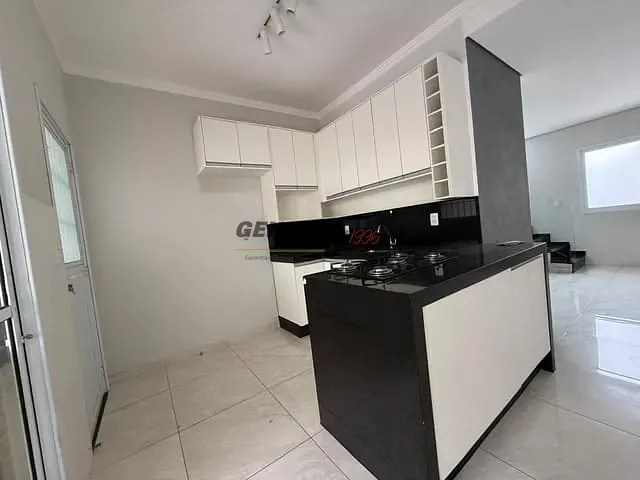 Sobrado 3 quartos e 4 banheiros, à venda, no bairro Jardim Park Real em Indaiatuba