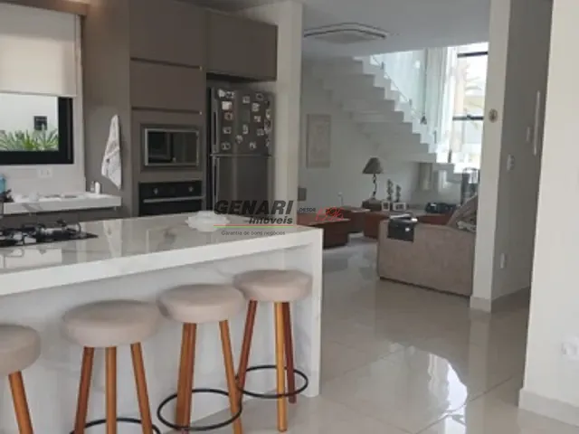 Sobrado com 389m² 4 quartos e 6 banheiros, à venda, no bairro Jardim Piemonte em Indaiatuba