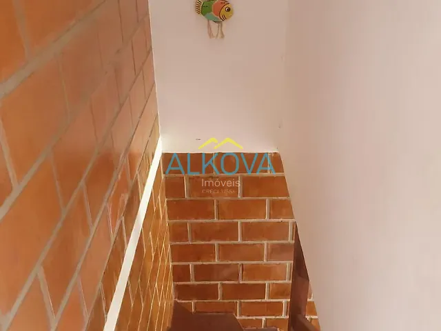 Sobrado com 60m² 2 quartos e 1 banheiro, à venda, no bairro Pontal de Santa Marina em Caraguatatuba