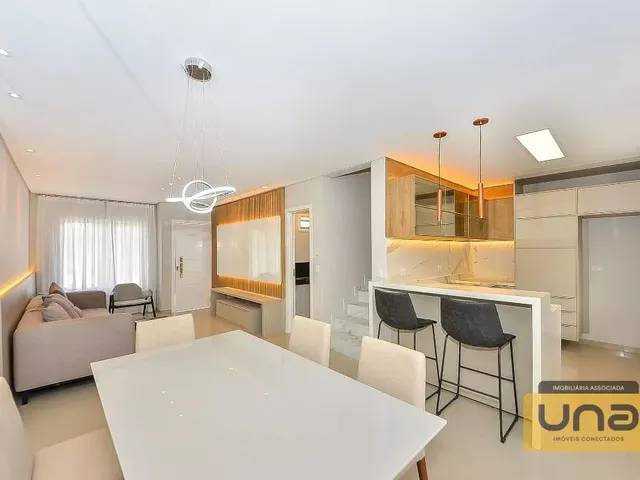 Sobrado com 112m² 3 quartos e 2 banheiros, à venda, no bairro Cotolengo em Curitiba