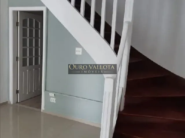 Sobrado com 72m², à venda, no bairro Cidade Mãe do Céu em São Paulo