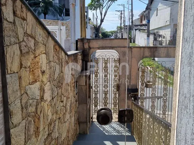 Sobrado 3 quartos e 2 banheiros, à venda, no bairro Vila Medeiros em São Paulo
