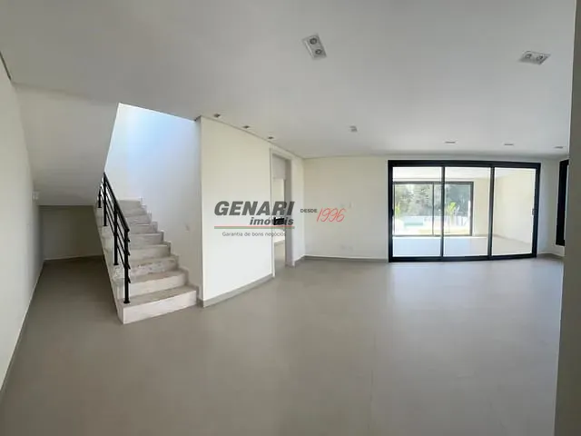 Sobrado com 556m² 4 quartos e 6 banheiros, à venda, no bairro Parque Villa dos Pinheiros em Indaiatuba