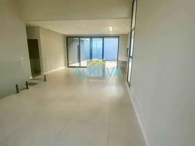 Sobrado com 389m² 4 quartos e 5 banheiros, à venda, no bairro Loteamento Verana em São José dos Campos