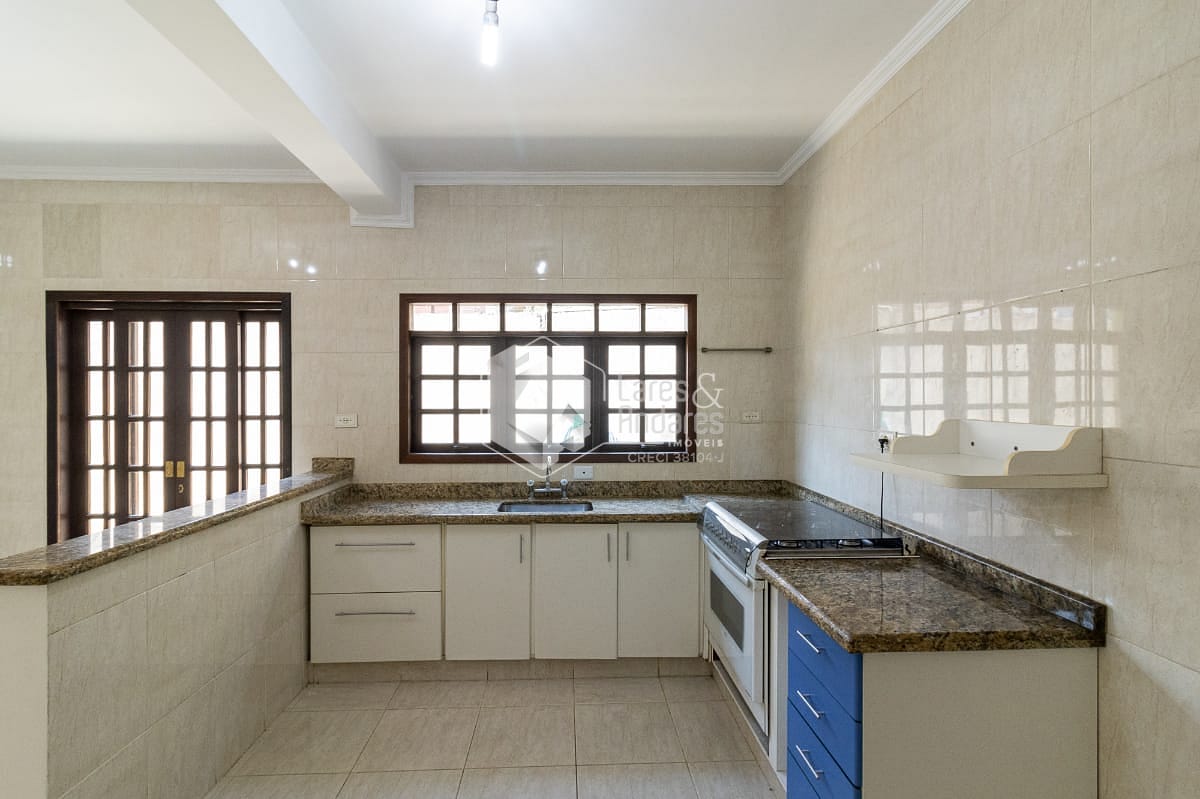 Sobrado, 3 quartos, 182 m² - Foto 2