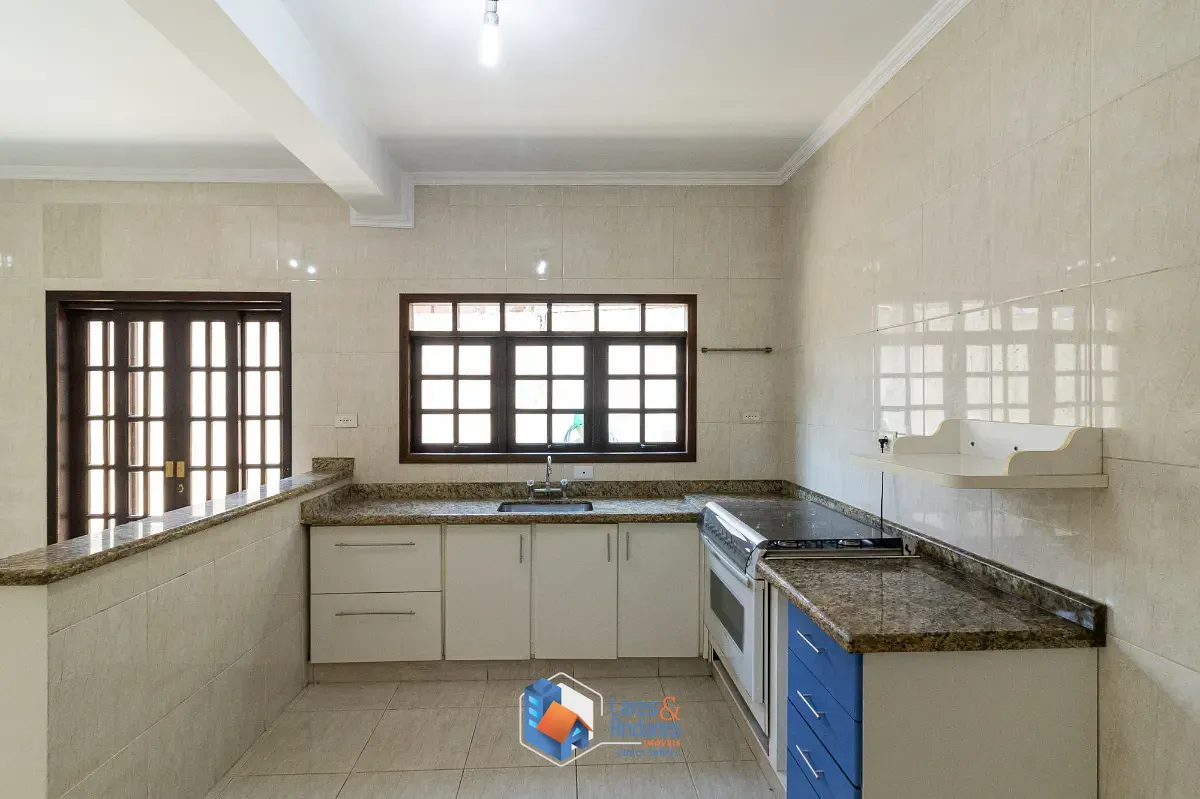 Sobrado, 3 quartos, 182 m² - Foto 2