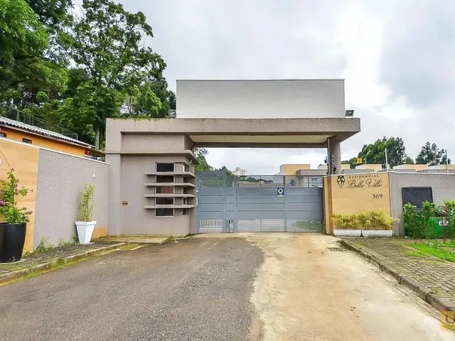 Sobrado com 101m² 3 quartos e 2 banheiros, à venda, no bairro Campo Comprido em Curitiba